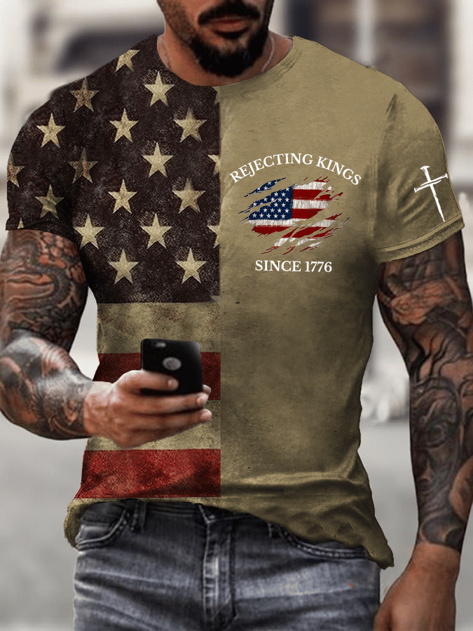 🔥Buy 3 Get 15% Off🔥Men's ”Rejecting Kings Since 1776“ Print Casual T-Shirt